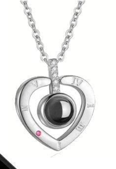 Hot pick 100 languages I love you Projection Necklace Female Superior feeling heart pendant male